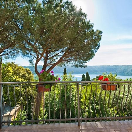 Villalbert Castel Gandolfo Exterior foto